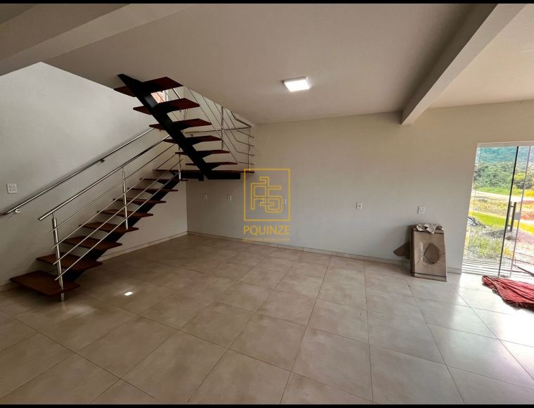 Casa em Ascurra com 3 Dormitórios (1 suíte) e 99571 m² - P151065