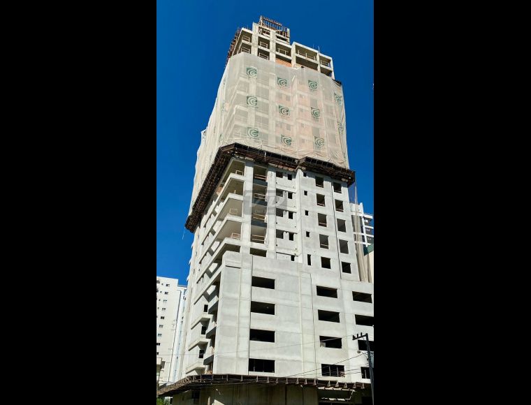 Apartamento no Bairro Bairro dos Pioneiros em Balneário Camboriú com 4 Dormitórios (4 suítes) e 136 m² - 1180
