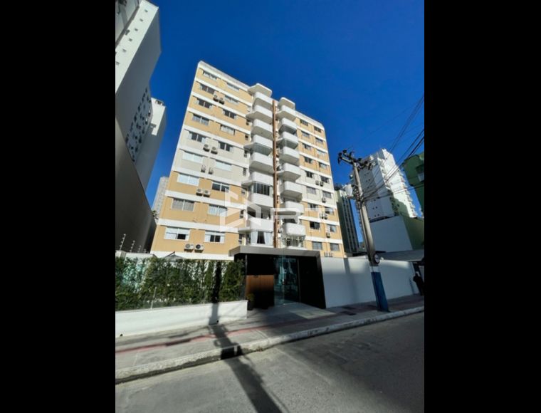 Apartamento no Bairro Centro em Balneário Camboriú com 4 Dormitórios (4 suítes) e 233.64 m² - 3078