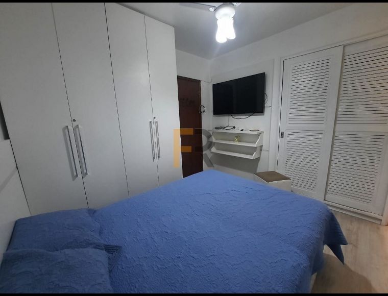 Apartamento no Bairro Centro em Balneário Camboriú com 2 Dormitórios e 90 m² - 65