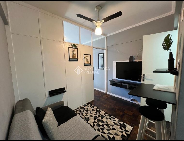 Apartamento no Bairro Centro em Balneário Camboriú com 1 Dormitórios - 461200