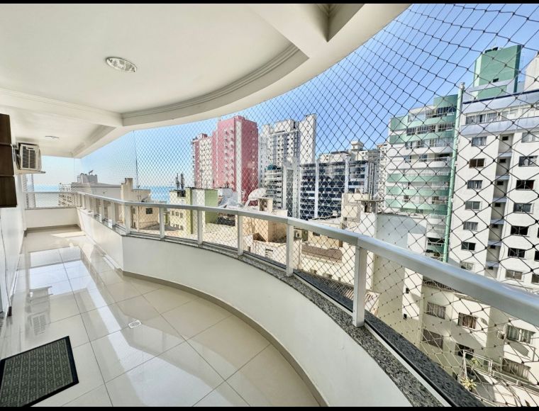 Apartamento no Bairro Centro em Balneário Camboriú com 3 Dormitórios (1 suíte) - 465701