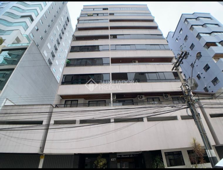 Apartamento no Bairro Centro em Balneário Camboriú com 2 Dormitórios - 377300