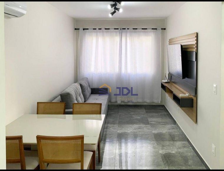 Apartamento no Bairro Centro em Balneário Camboriú com 1 Dormitórios e 40 m² - AP0314