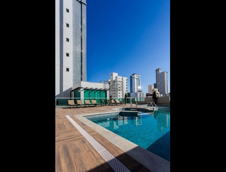 Apartamento no Bairro Centro em Balneário Camboriú com 4 Dormitórios (4 suítes) e 150 m² - 1123