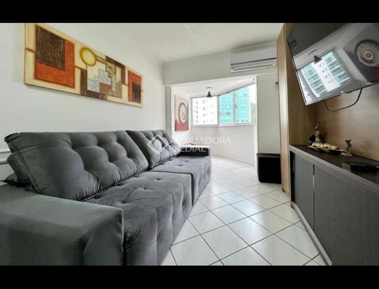 Apartamento no Bairro Pioneiros em Balneário Camboriú com 2 Dormitórios - 457633