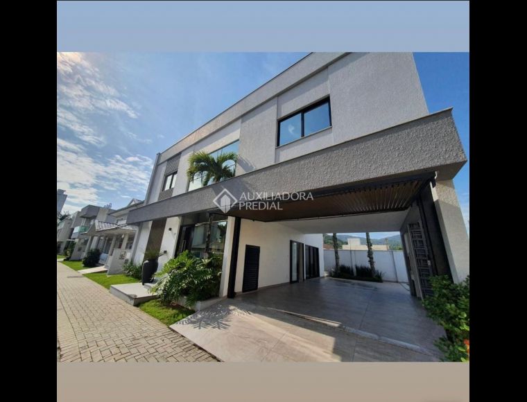 Casa no Bairro Barra em Balneário Camboriú com 4 Dormitórios (4 suítes) - 459425