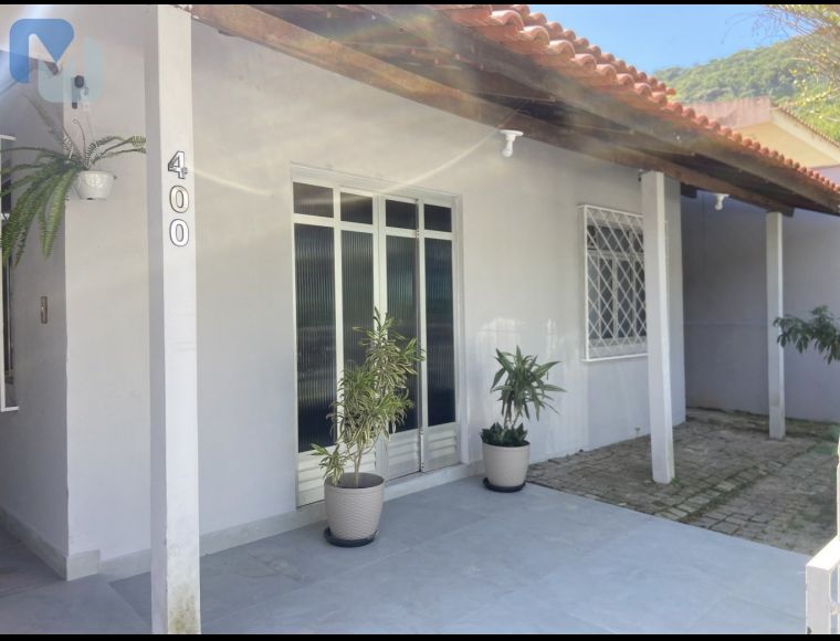 Casa no Bairro Barra em Balneário Camboriú com 3 Dormitórios e 130 m² - 6061596