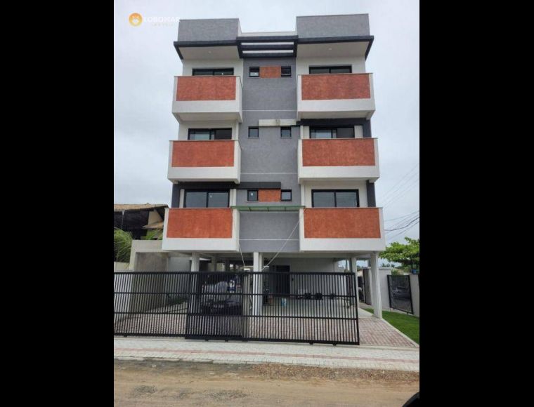 Apartamento no Bairro Itacolomi em Balneário Piçarras com 2 Dormitórios (1 suíte) e 60 m² - AP1053