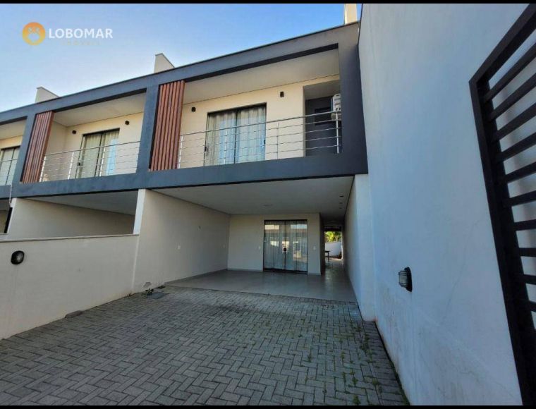 Casa no Bairro Centro em Balneário Piçarras com 3 Dormitórios (1 suíte) e 146 m² - SO0538