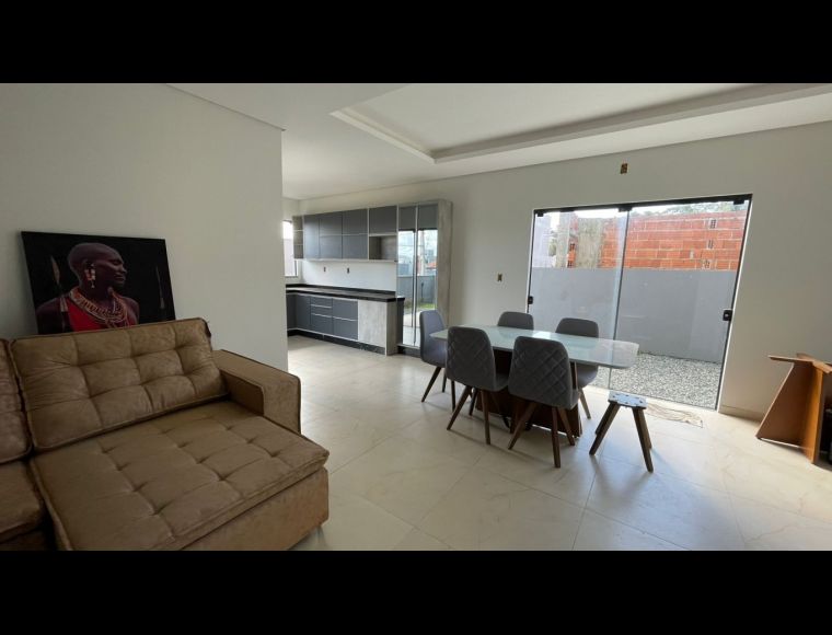 Casa no Bairro Itacolomi em Balneário Piçarras com 3 Dormitórios (1 suíte) e 130 m² - 35716711