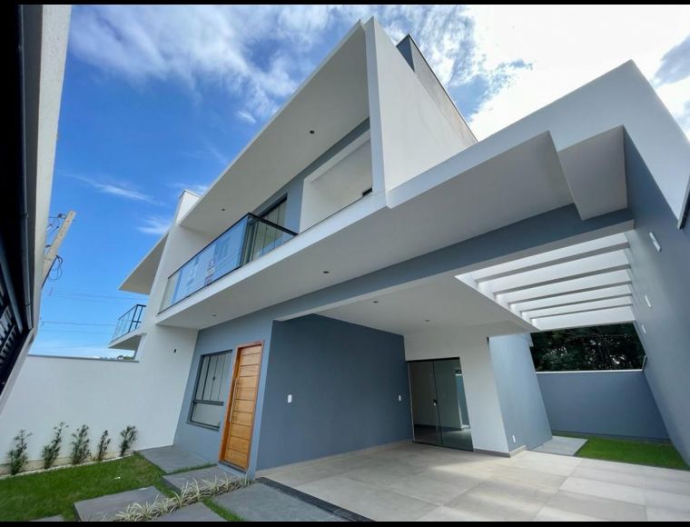 Casa no Bairro Itacolomi em Balneário Piçarras com 3 Dormitórios e 128 m² - 7023788