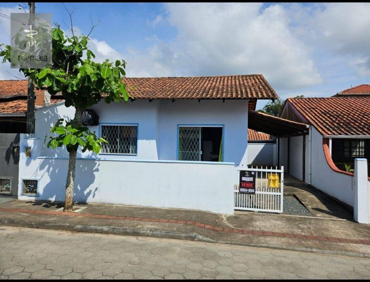 Casa no Bairro Itacolomi em Balneário Piçarras com 2 Dormitórios e 70 m² - CA0319