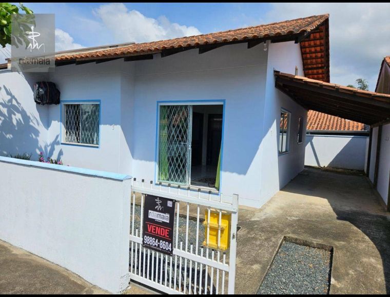 Casa no Bairro Itacolomi em Balneário Piçarras com 2 Dormitórios e 70 m² - CA0319
