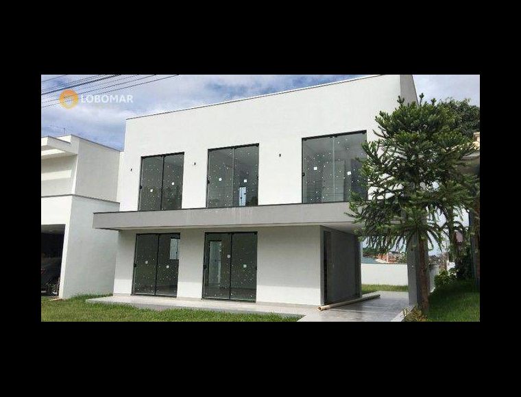 Casa no Bairro Nossa Senhora da Paz em Balneário Piçarras com 3 Dormitórios (1 suíte) e 130 m² - SO0465