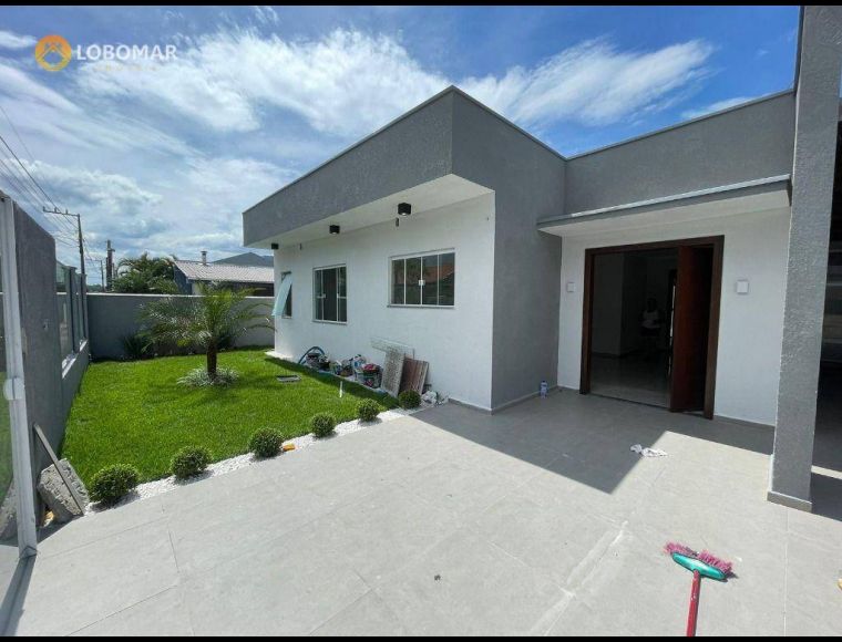 Casa no Bairro Centro em Barra Velha com 3 Dormitórios (1 suíte) e 153 m² - CA0838