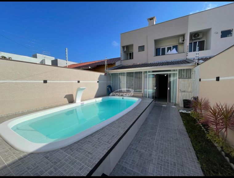Casa no Bairro Itajuba em Barra Velha com 3 Dormitórios (1 suíte) e 140 m² - 35716367
