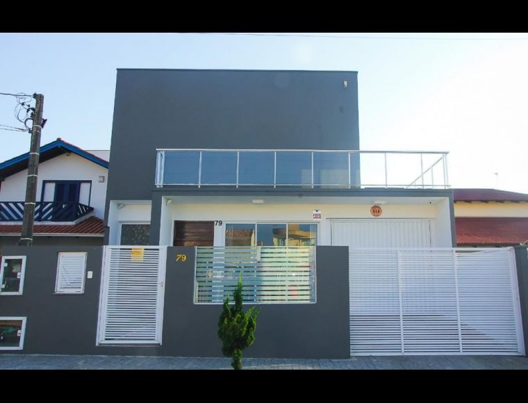 Casa no Bairro Tabuleiro em Barra Velha com 4 Dormitórios (1 suíte) - KR918