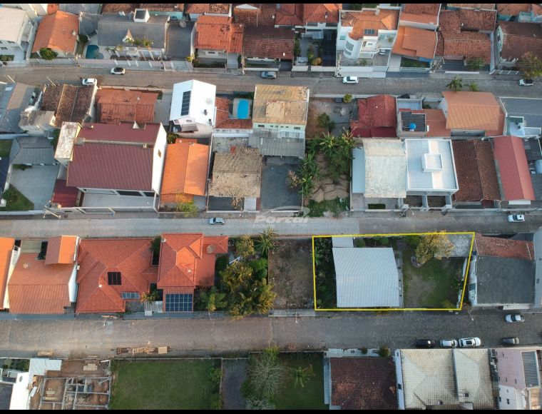 Terreno no Bairro Centro em Barra Velha com 600 m² - 35716956