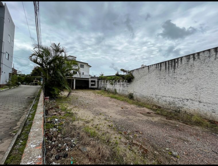 Terreno no Bairro Centro em Biguaçu com 360 m² - 21005