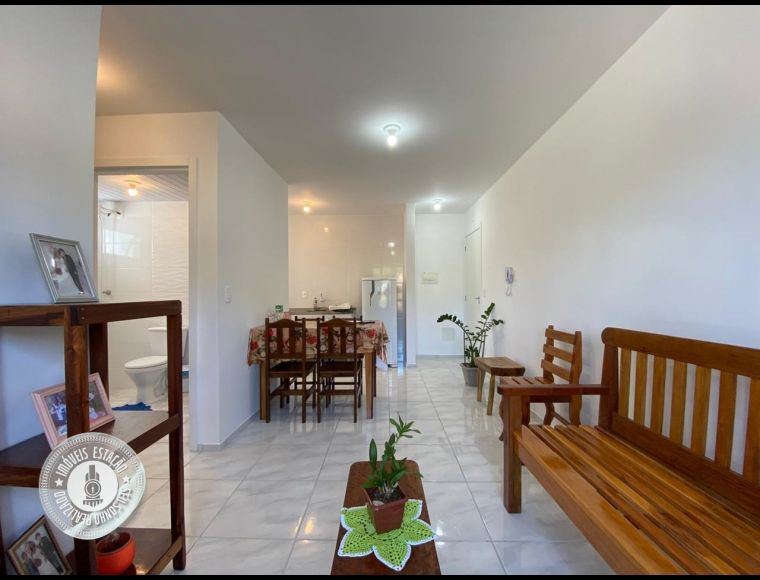 Apartamento no Bairro Água Verde em Blumenau com 2 Dormitórios - 1987