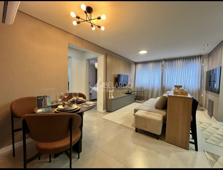 Apartamento no Bairro Água Verde em Blumenau com 2 Dormitórios e 54.58 m² - 8374
