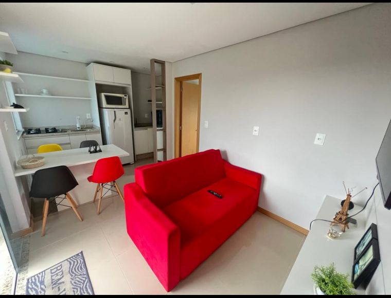 Apartamento no Bairro Água Verde em Blumenau com 1 Dormitórios e 25 m² - 3474377