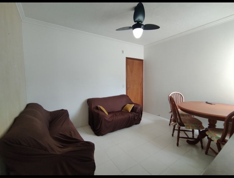 Apartamento no Bairro Boa Vista em Blumenau com 2 Dormitórios e 45 m² - 6061578