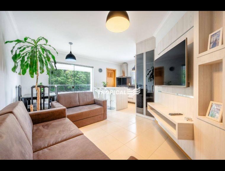 Apartamento no Bairro Boa Vista em Blumenau com 3 Dormitórios (1 suíte) e 81 m² - AP3765