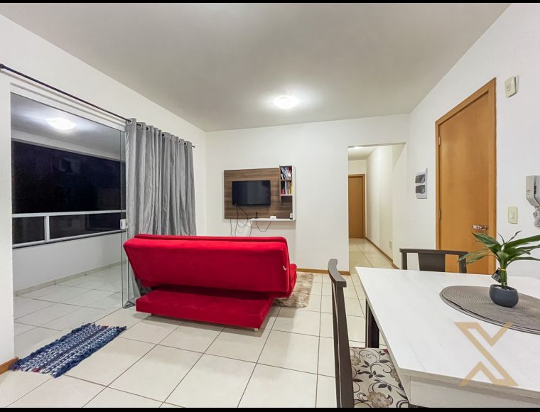 Apartamento no Bairro Boa Vista em Blumenau com 2 Dormitórios (1 suíte) e 67 m² - 3319164