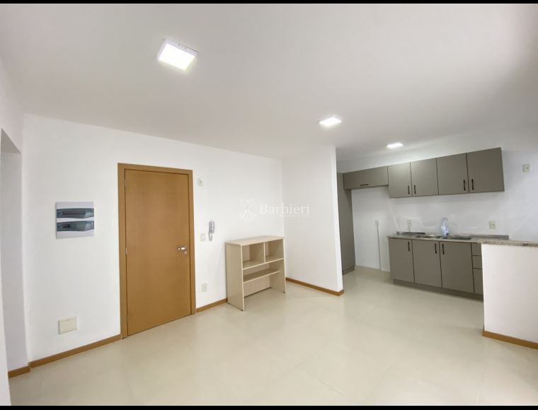 Apartamento no Bairro Boa Vista em Blumenau com 2 Dormitórios (1 suíte) e 75 m² - 3822818