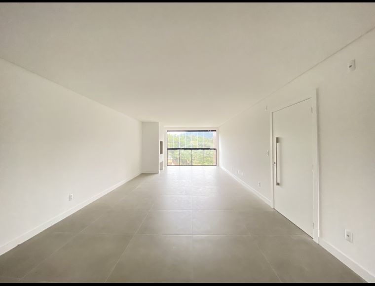 Apartamento no Bairro Bom Retiro em Blumenau com 3 Dormitórios (3 suítes) e 170 m² - 35715791