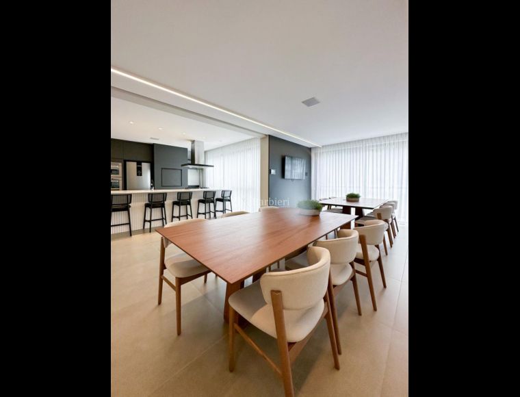 Apartamento no Bairro Bom Retiro em Blumenau com 3 Dormitórios (3 suítes) e 170 m² - 3823198