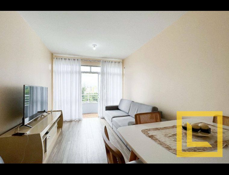 Apartamento no Bairro Centro em Blumenau com 1 Dormitórios e 53 m² - AP1186
