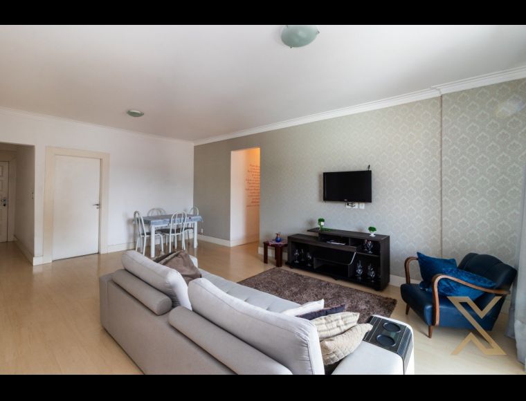 Apartamento no Bairro Centro em Blumenau com 2 Dormitórios (1 suíte) e 109.12 m² - 3319139
