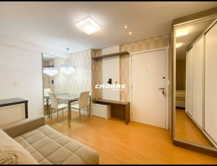 Apartamento no Bairro Centro em Blumenau com 1 Dormitórios (1 suíte) e 33 m² - 2055