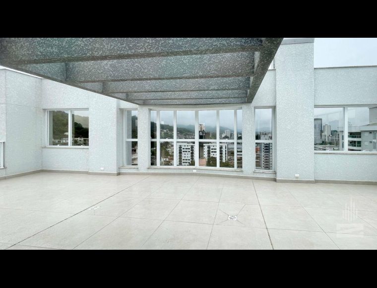 Apartamento no Bairro Centro em Blumenau com 3 Dormitórios (3 suítes) e 287 m²