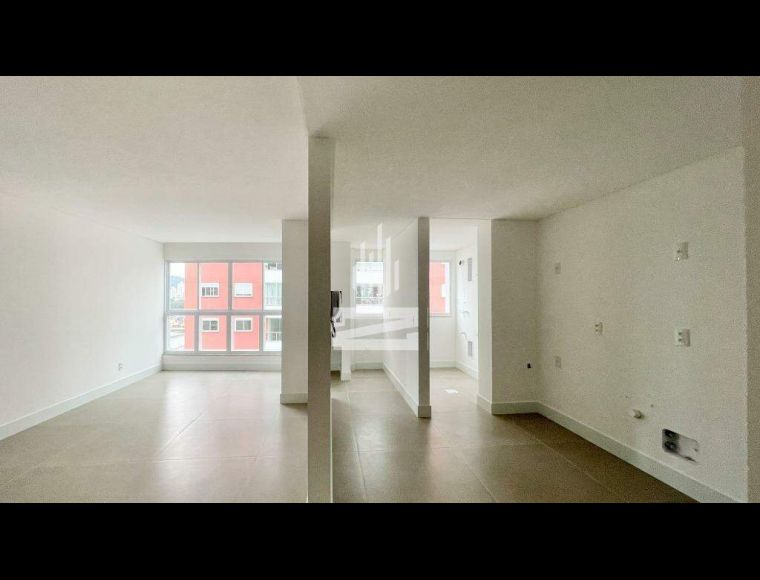 Apartamento no Bairro Centro em Blumenau com 3 Dormitórios (1 suíte) e 109 m² - 1063