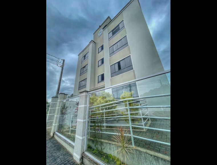 Apartamento no Bairro Fidelis em Blumenau com 2 Dormitórios e 65 m² - 8324