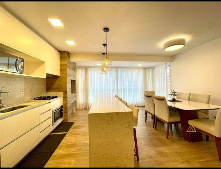 Apartamento no Bairro Fortaleza em Blumenau com 3 Dormitórios (1 suíte) e 98 m² - AP0494