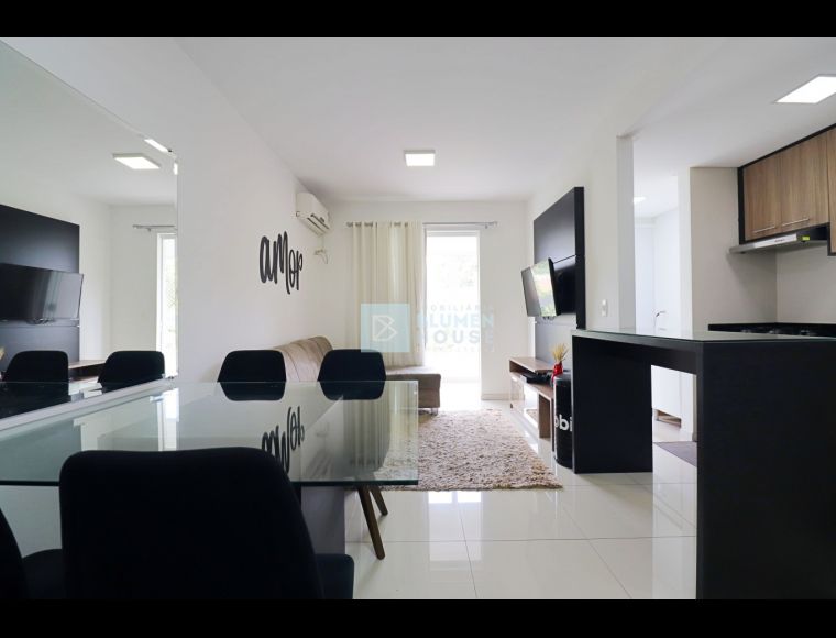 Apartamento no Bairro Fortaleza em Blumenau com 2 Dormitórios (1 suíte) - 4191745