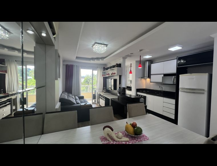 Apartamento no Bairro Fortaleza em Blumenau com 2 Dormitórios e 56 m² - SAG001