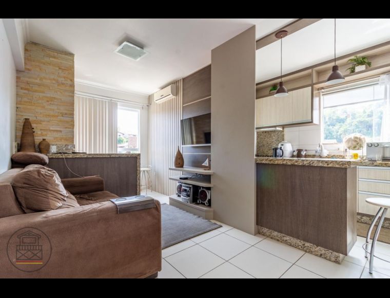 Apartamento no Bairro Fortaleza em Blumenau com 3 Dormitórios (1 suíte) e 82.92 m² - 4112423