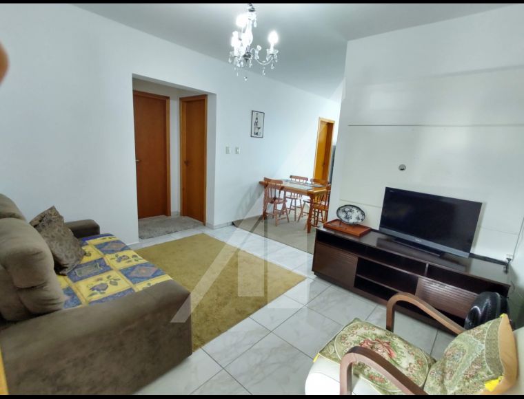 Apartamento no Bairro Fortaleza em Blumenau com 3 Dormitórios (1 suíte) e 76.33 m² - 6712