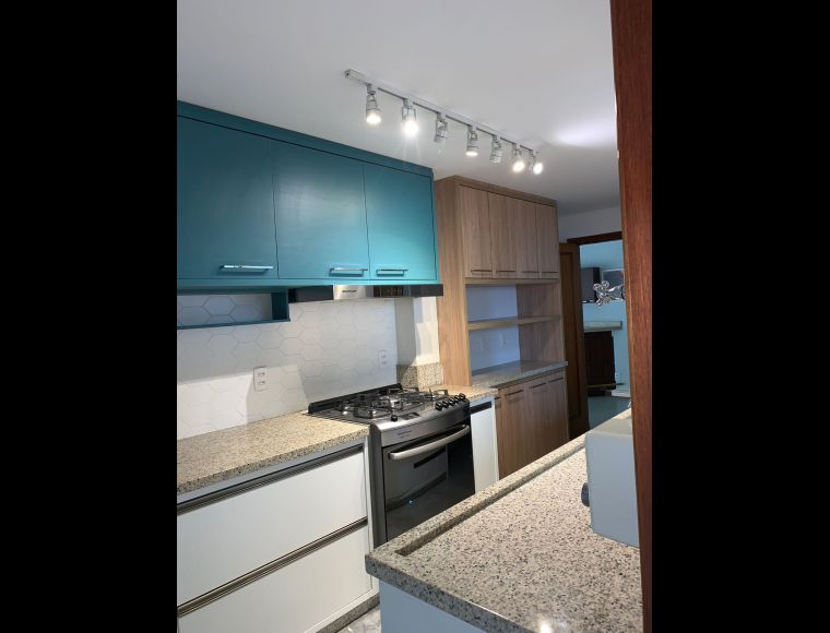 Apartamento no Bairro Garcia em Blumenau com 2 Dormitórios (2 suítes) e 219.06 m² - 001