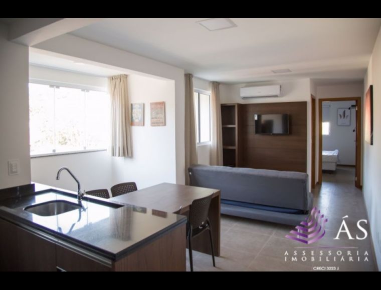 Apartamento no Bairro Garcia em Blumenau com 1 Dormitórios e 51 m² - AP0082