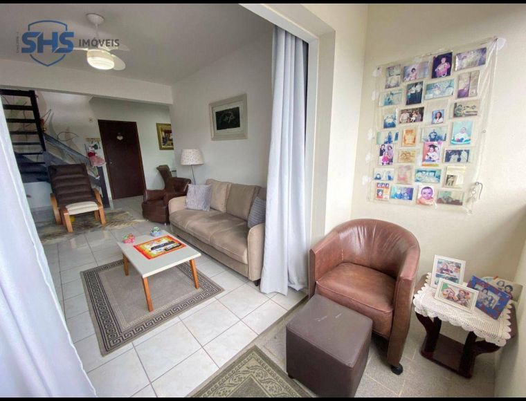 Apartamento no Bairro Garcia em Blumenau com 3 Dormitórios (2 suítes) e 154 m² - CO0105