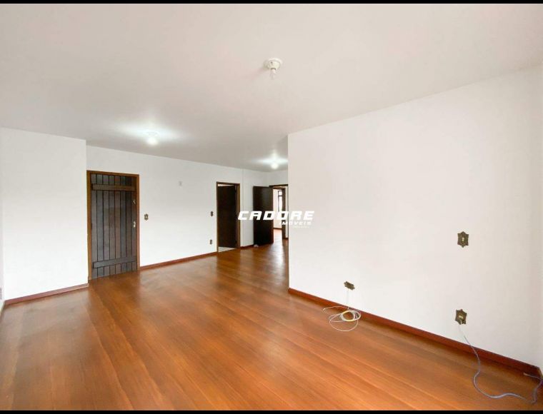 Apartamento no Bairro Garcia em Blumenau com 3 Dormitórios (1 suíte) e 140 m² - 2024