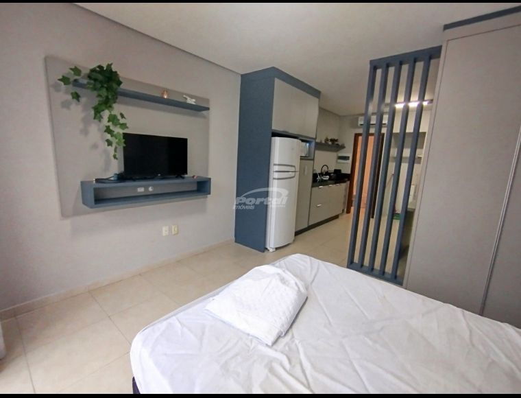 Apartamento no Bairro Garcia em Blumenau com 1 Dormitórios e 26 m² - 35721203