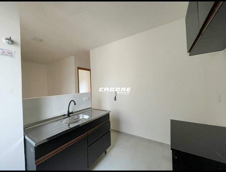 Apartamento no Bairro Itoupava Central em Blumenau com 2 Dormitórios e 50 m² - 2378